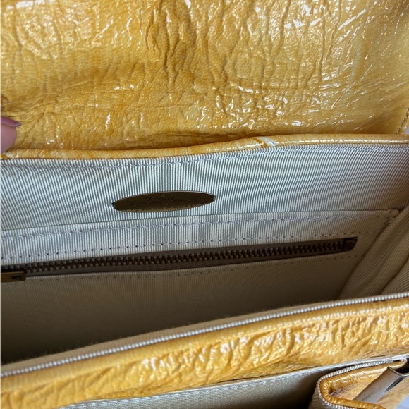 Vintage yellow pleather bag - Picture 5 of 7